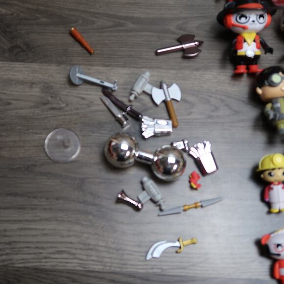 Ryans World Figures Large Lot - Picture 6 of 6